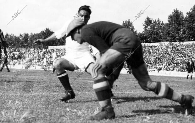Ganó el Sevilla por tres goles a dos