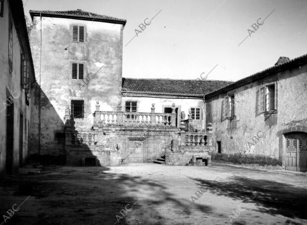 Fachada principal del pazo de Lancara, residencia Veraniega de los Antiguos...