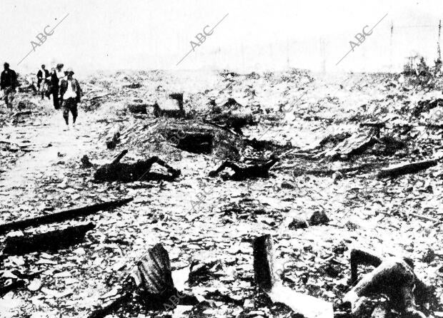 Hiroshima, tras el lanzamiento de la primera bomba atómica el 6 de agosto de...