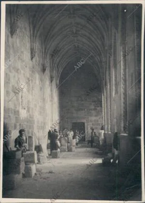 El claustro de la catedral Convertido en taller de cantería para la...