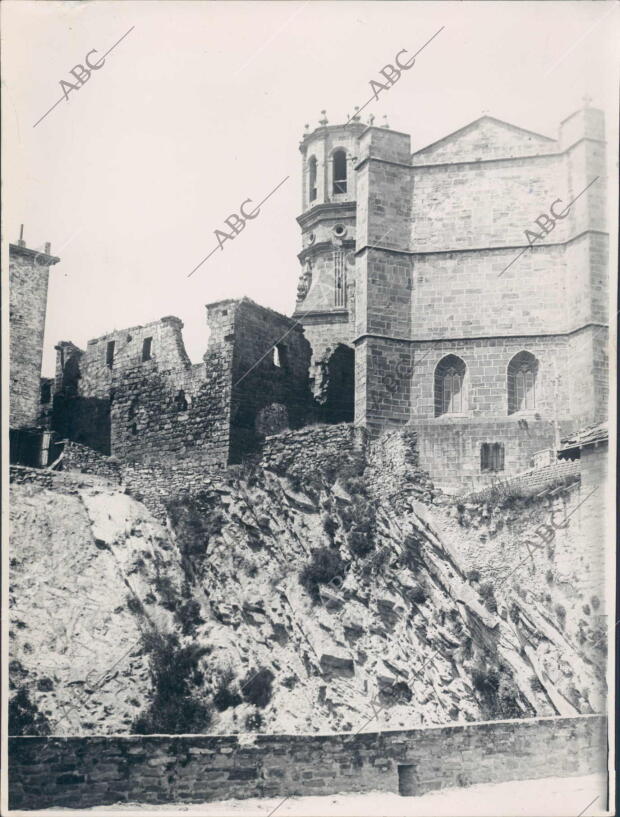 Ruinas de la iglesia de santa María en Guetaria