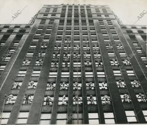 Limpieza del famoso edificio comercial de Chicago, Merchandise Mart, considerado...