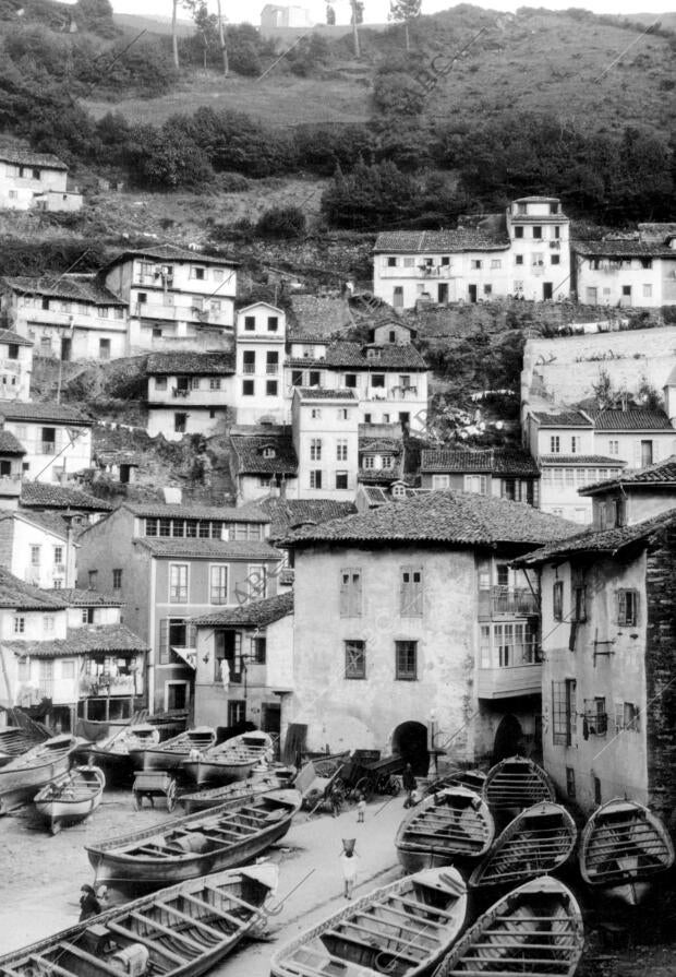 Vista parcial del pueblo Cudillero (Asturias)