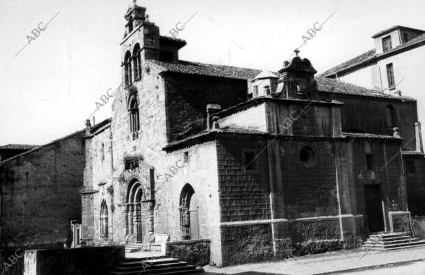 Iglesia de san Nicolás del pueblo Aviles (Asturias)