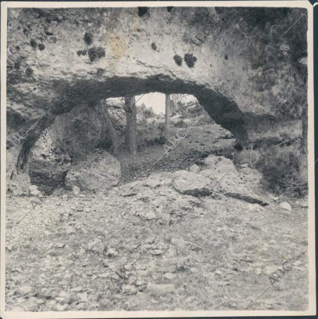 Ciudad Encantada (Cuenca).Arcos, Puentes