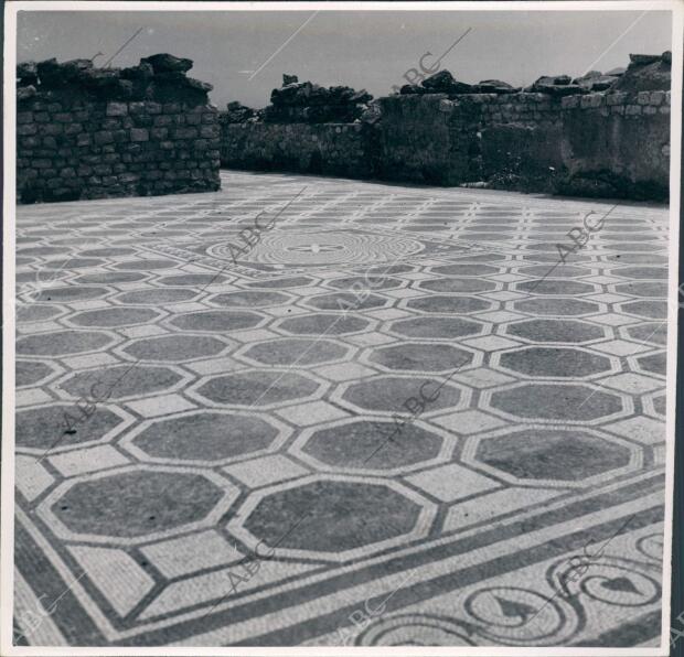 Pavimento de una casa romana en Ampurias (Gerona)