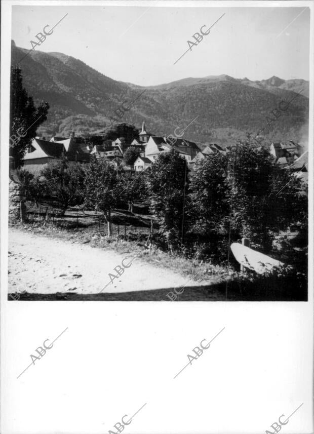 Vista parcial de la Poblacion de las Bordas, en el valle de Arán