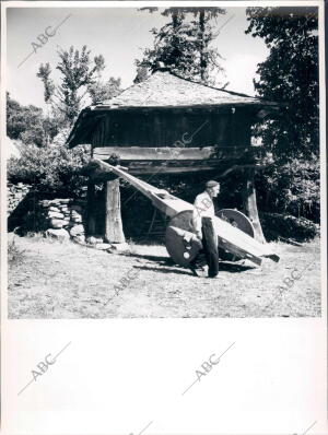 Aledaños de los Ancares y del Burbia.Horreo de doña urraca