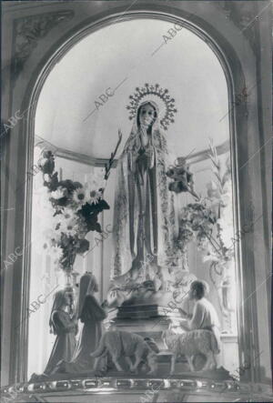 Escultura de la Virgen de Fátima en el convento de Jesús, María y José