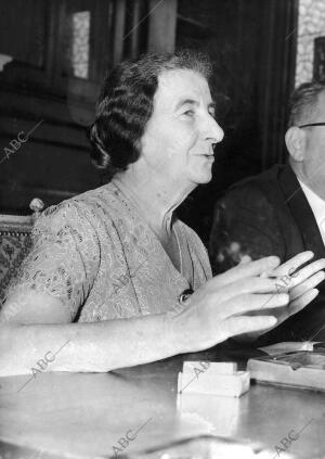 La primer ministro israelí Golda Meir