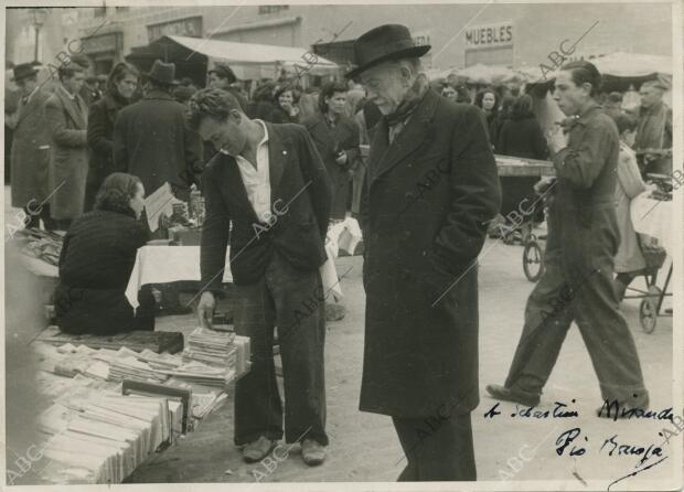 La fotografía está dedicada a Sebastián Miranda