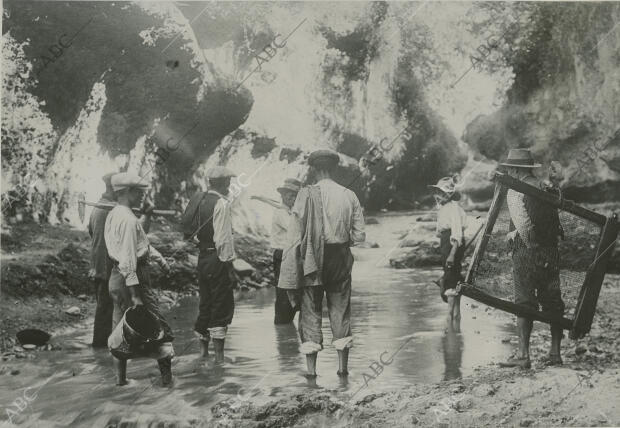 Río Darro (Granada), mayo de 1950