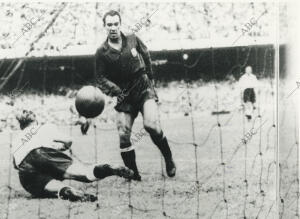 Partido disputado en el estadio de Maracaná entre las selecciones de España e...