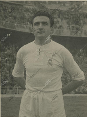 Miguel Muñoz con la camiseta del Real Madrid