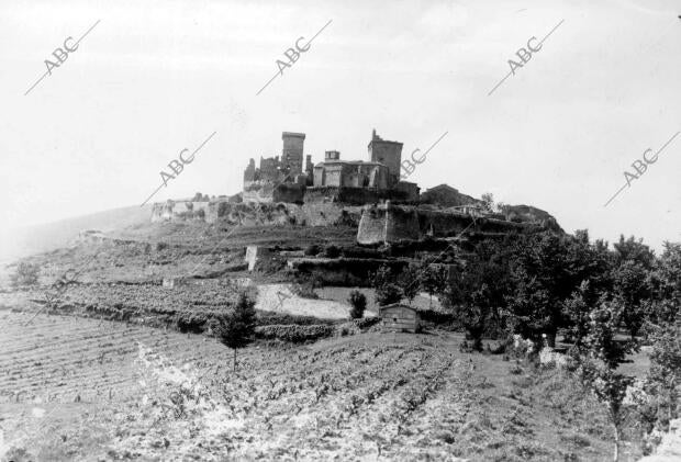 Vista del castillo de Monterey (Orense)