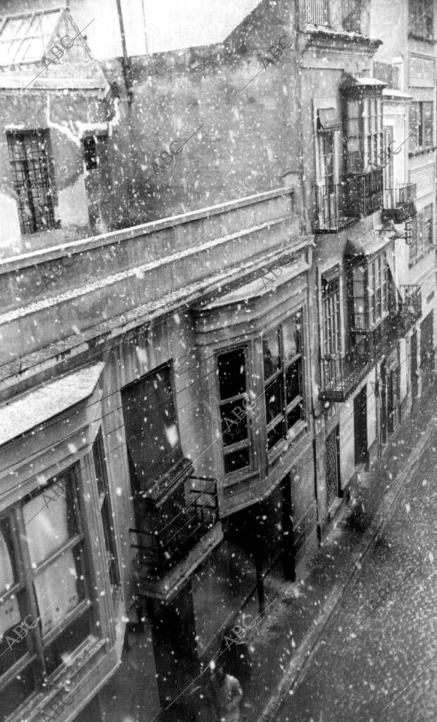 Vista de un edificio de Cartagena mientras Caía una Nevada