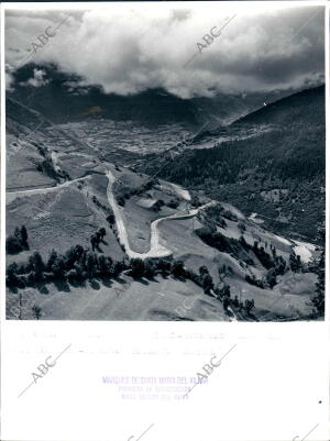 Valle de arán desde Vilach-Moncorbau, bajo una gran Tormenta