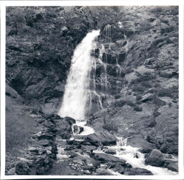 Cascada del Pla de la artiga de Lin