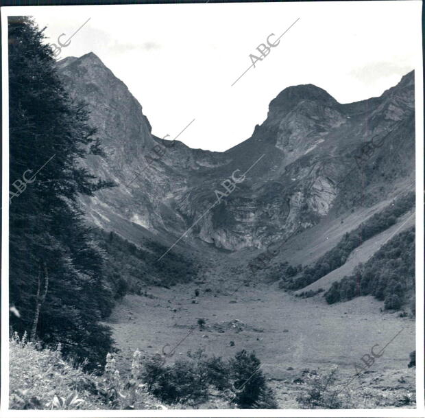 Paso al pirineo oscense y Puertos de la picada y Benasque