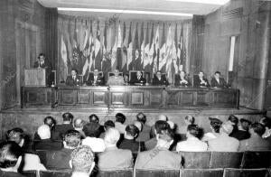 Seminario iberoamericano de Enseñanzas Técnicas Presidido por el ministro de...