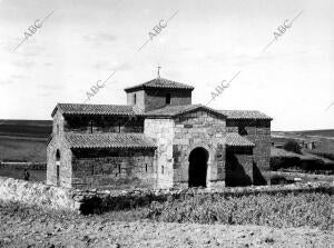 Templo visigótico del pueblo san Pedro de la Nave (Zamora)