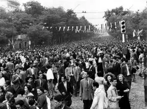 El paseo de la castellana durante el desfile de la Victoria