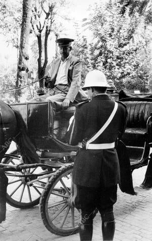 Manolo "El Majareta", propietario de un coche de caballos