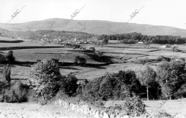 Vista de los Campos y del pueblo de Lalin (Pontevedra)