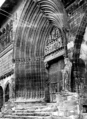 Portico del santo sepulcro de Estella (Navarra)