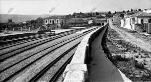 Orense , explanada de la nueva Estacion - 1957 - foto villar