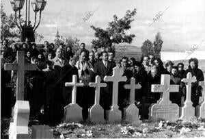 En la Fotografía, el delegado nacional de ex Cautivos, Marqués de la Valdavia,...