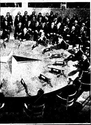 ABC MADRID 19-12-1957 página 9