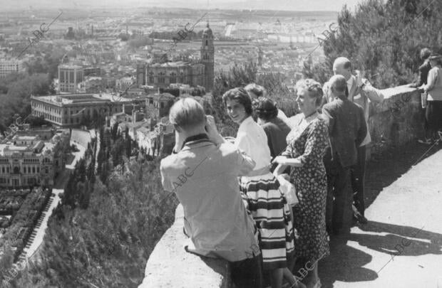 La Princesa Margarita de Suecia en el parador de turismo de Gibralfaro