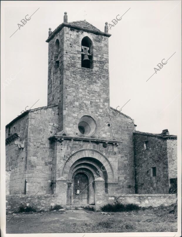 Iglesia Romanica de Porqueras