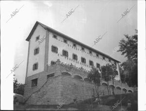 Nuevo albergue de verano en Cercedilla para las Niñas Acogidas en el colegio de...