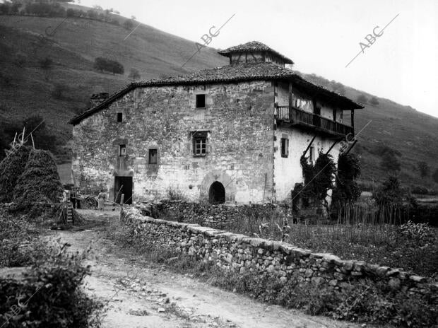 Uno de los Caserios del Arrayoz en el valle de Baztan (Navarra)