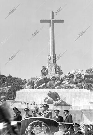 Inauguración oficial de la basílica de Santa María de la Cruz del Valle de los...