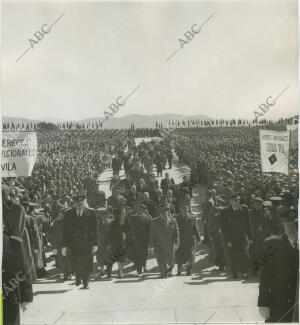 Inauguración oficial de la basílica de Santa María de la Cruz del Valle de los...