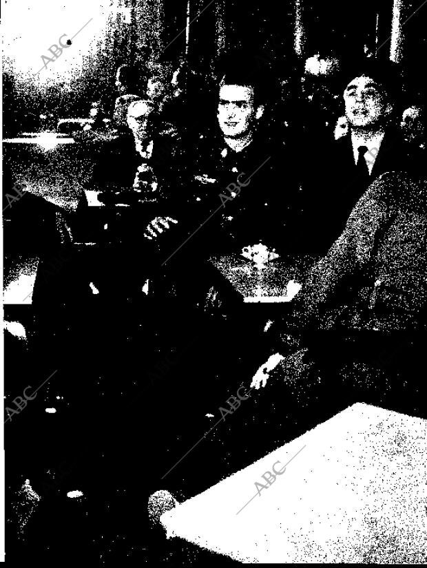 BLANCO Y NEGRO MADRID 25-04-1959 página 21