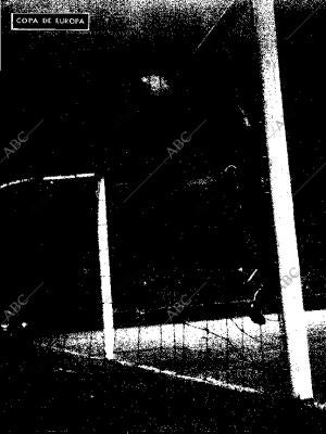 BLANCO Y NEGRO MADRID 25-04-1959 página 42