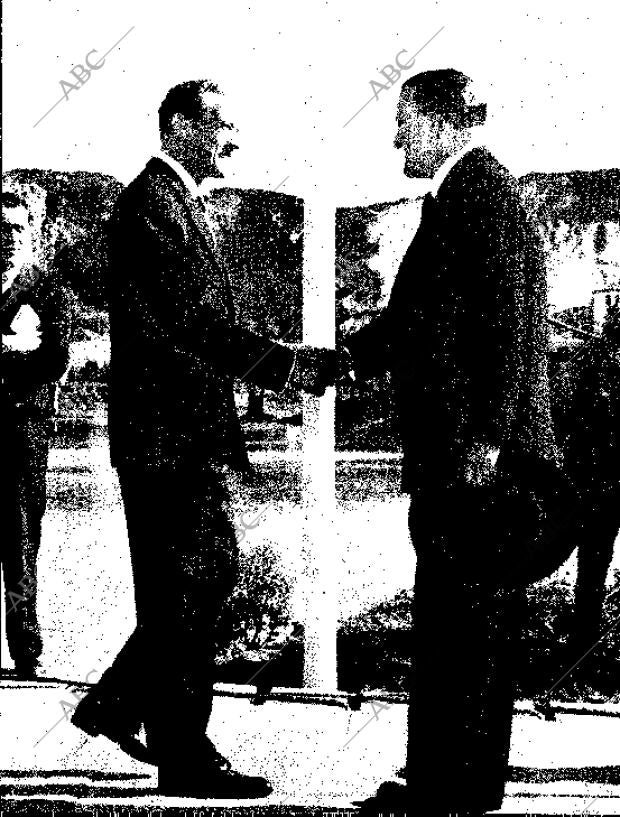 BLANCO Y NEGRO MADRID 31-10-1959 página 8