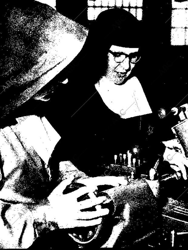 BLANCO Y NEGRO MADRID 07-11-1959 página 19