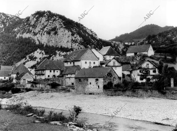 Poblado de Aezcoa situado en la Cuenca de Irati (Navarra)