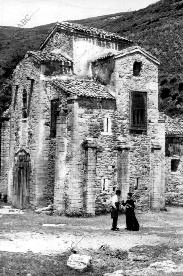 Iglesia san Miguel de Lillo (Asturias)