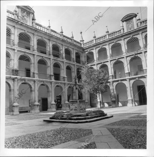 Patio de la Universidad de Alcalá de Henares