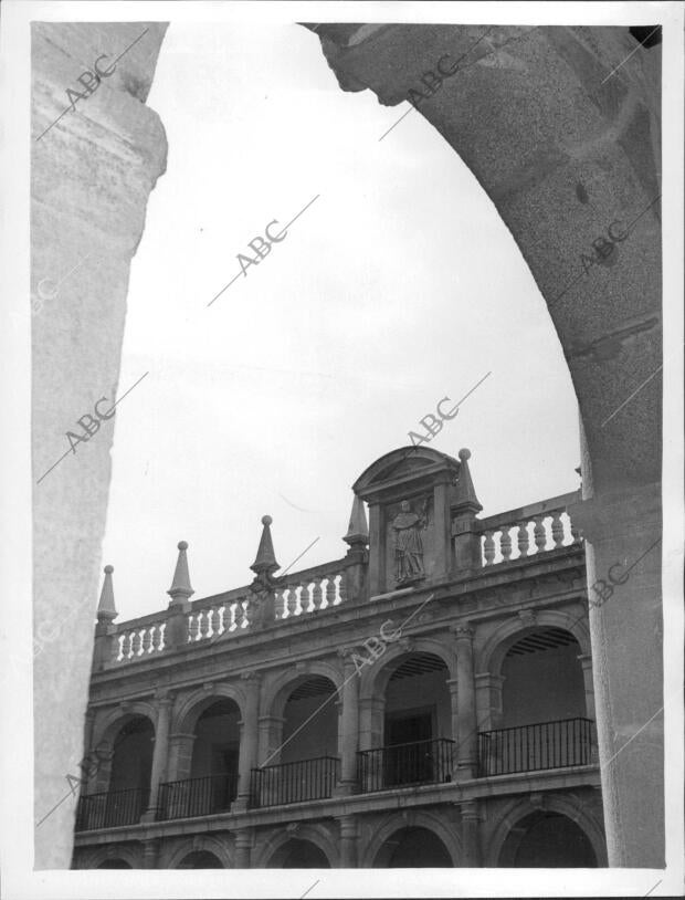 Un detalle de unos de los Patios de la Universidad de Alcalá de Henares