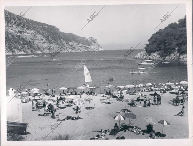 Costa Brava, playa de Aiguablava