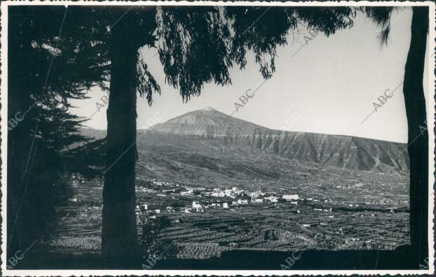 Al fondo el Teide -foto A. Benitez