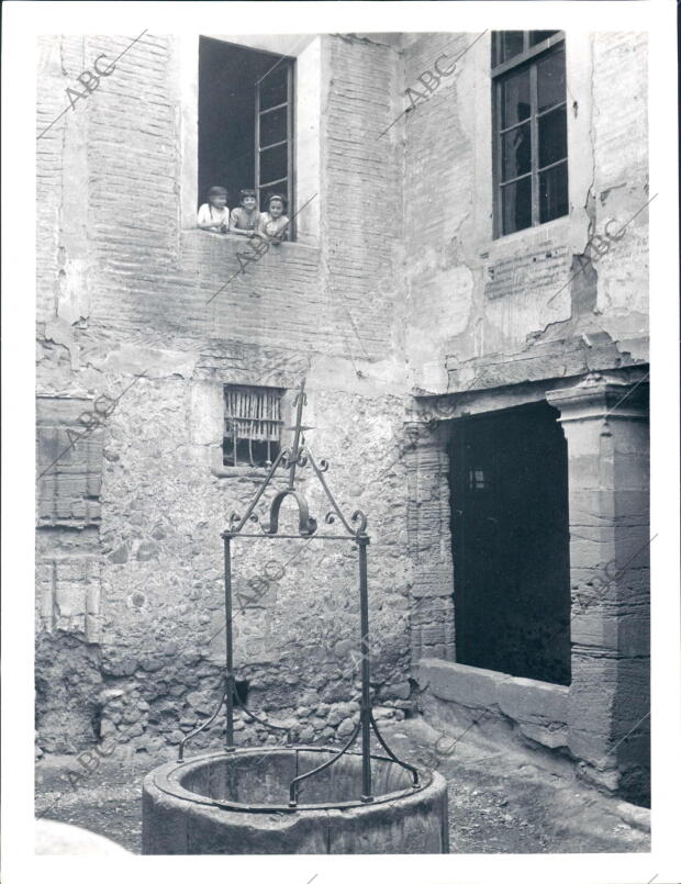 Camino de Santiago. Santo domingo de la Calzada. Patio