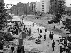 Berlín, agosto de 1961. Construcción del Muro de Berlín